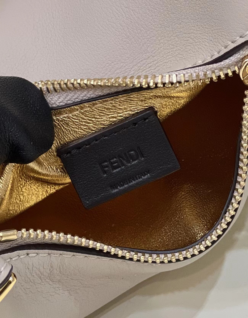 Fendi Fendigraphy Nano 16 cm