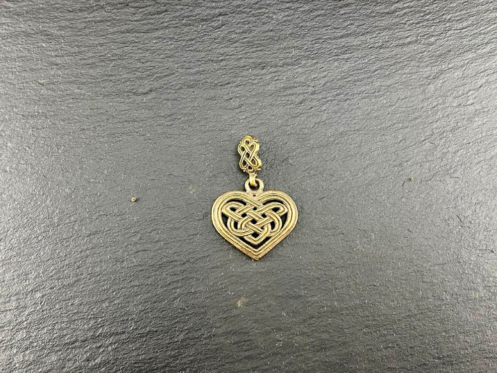 Подвеска. Кельтское сердце