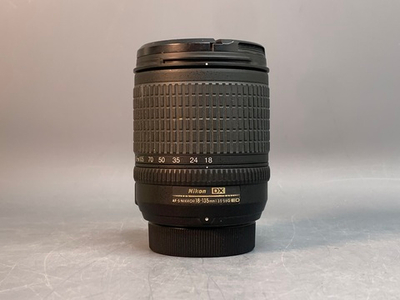 Nikon 18-135mm f/3.5-5.6G ED-IF AF-S DX Zoom-Nikkor
