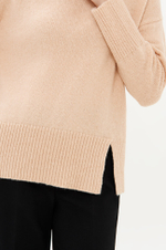 23364 Свитер женский (бежево-розовый)