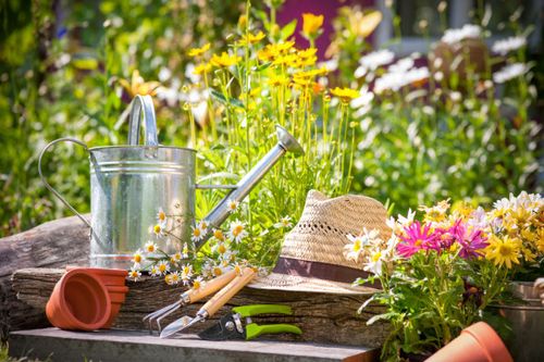 depositphotos-11443506-stock-photo-gardening.jpg