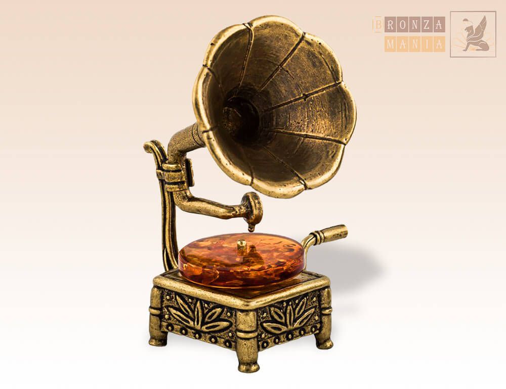 фигурка Граммофон