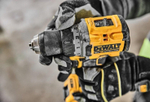 Дрель-шуруповерт аккумуляторная DeWALT DCD 800 E2T DCD800E2T-QW