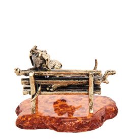 AM- 298 Фигурка «Таксы» (латунь, янтарь)