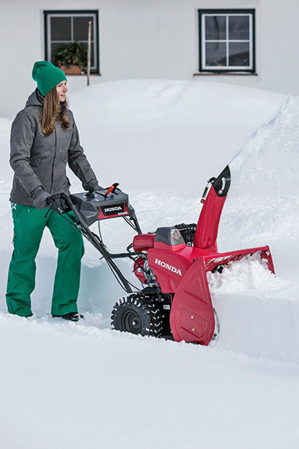 Снегоуборщик бензиновый Honda HSS 760 A ET