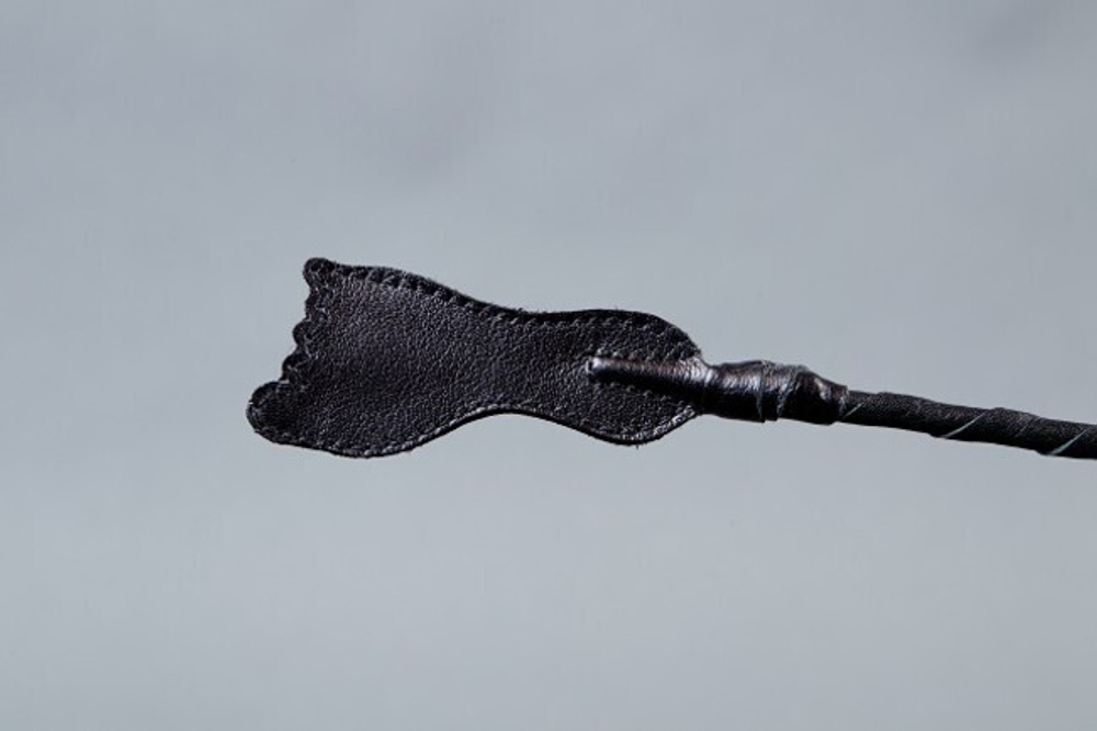 Стек с витым основанием "ступня" (Цвет: черный)