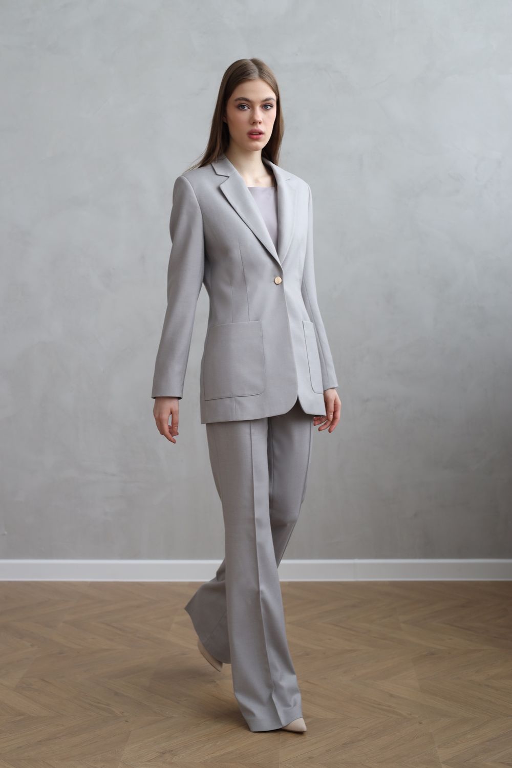 Пиджак полуприлегающий серый из итальянской вискозы