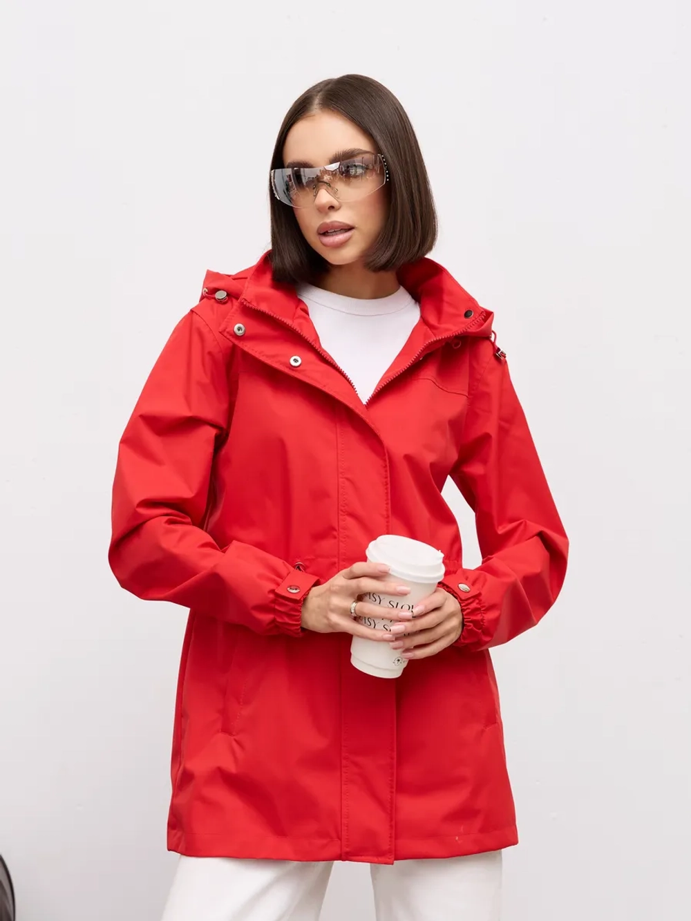 Ветровка с капюшоном удлиненная