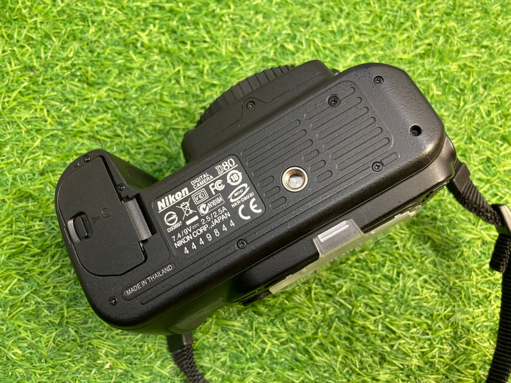 Nikon D80 (5.800 кадров) Покупка/Продажа