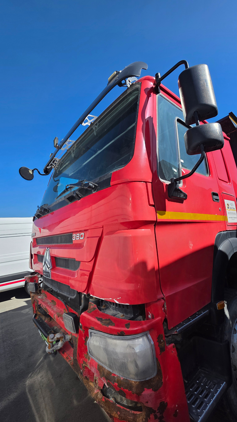 Howo ZZ* 8x4 Самосвал ZZ3407S3867E (Дизель, 9,7 л, 373 л.с, МТ)