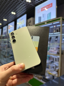 Samsung S24 256Gb Green Б/У