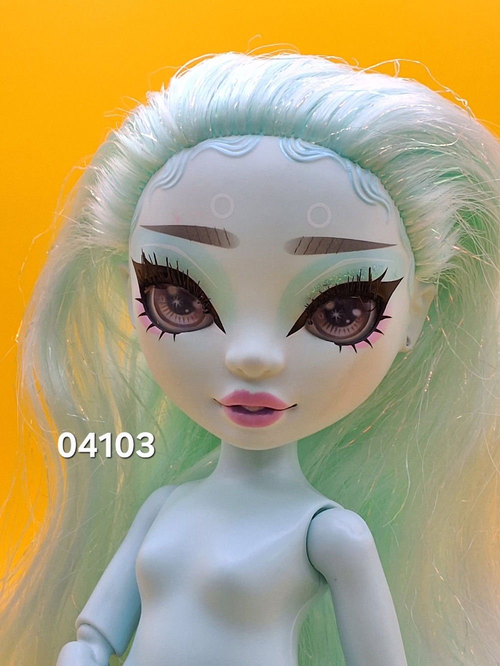 Кукла Rainbow High Zooey Electra 04103