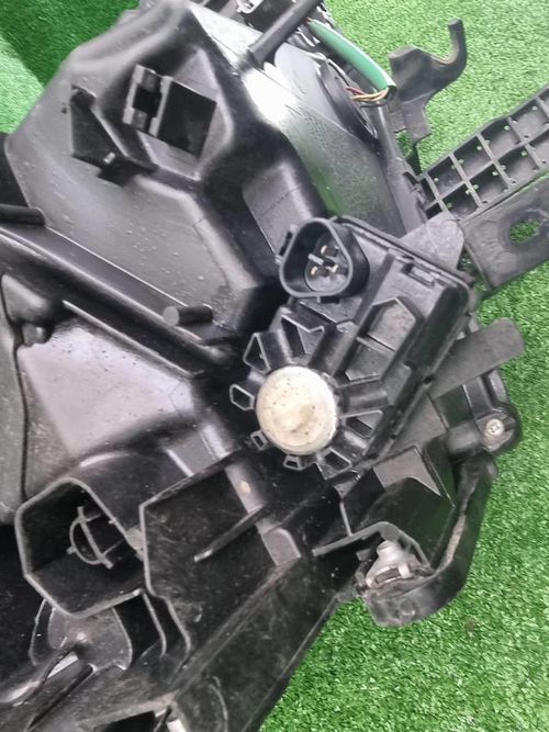 Фара левая Subaru Forester 5 SK (2018-2021) LED