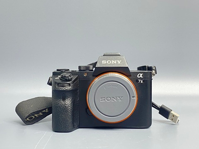 Sony A7 II Отходит шлейф экрана 192000 кадров