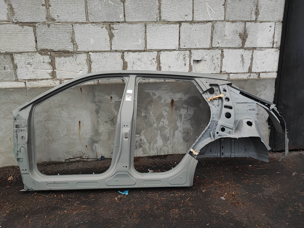 Боковина левая Omoda C5 22-нв Новая Оригинал 502004537AADYJ