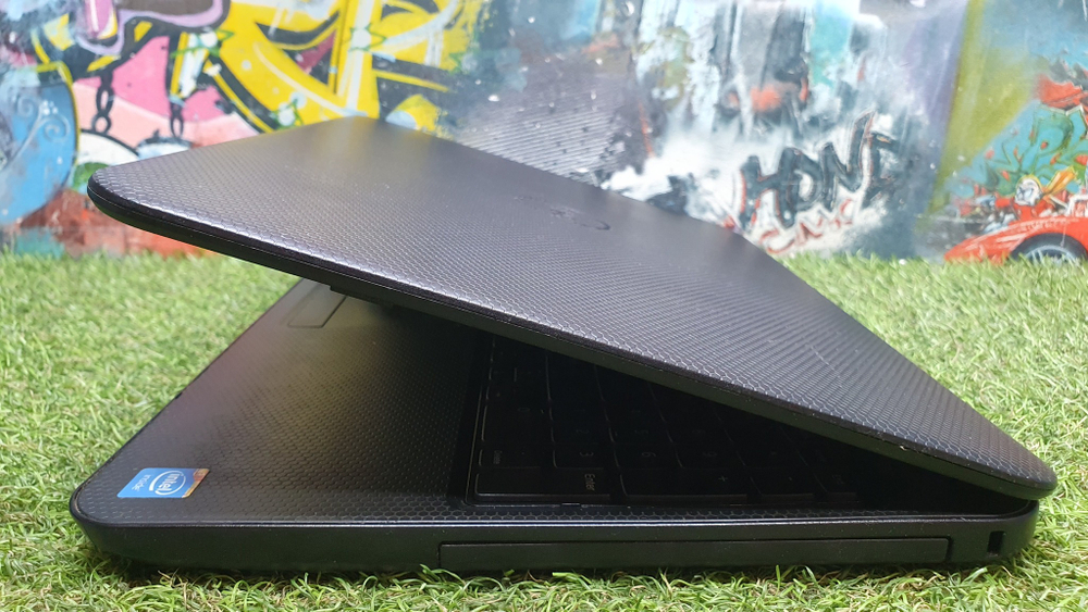 Ноутбук Dell Celeron/4Gb