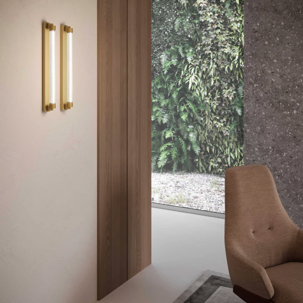 Wall design lamp Charmer by Olev