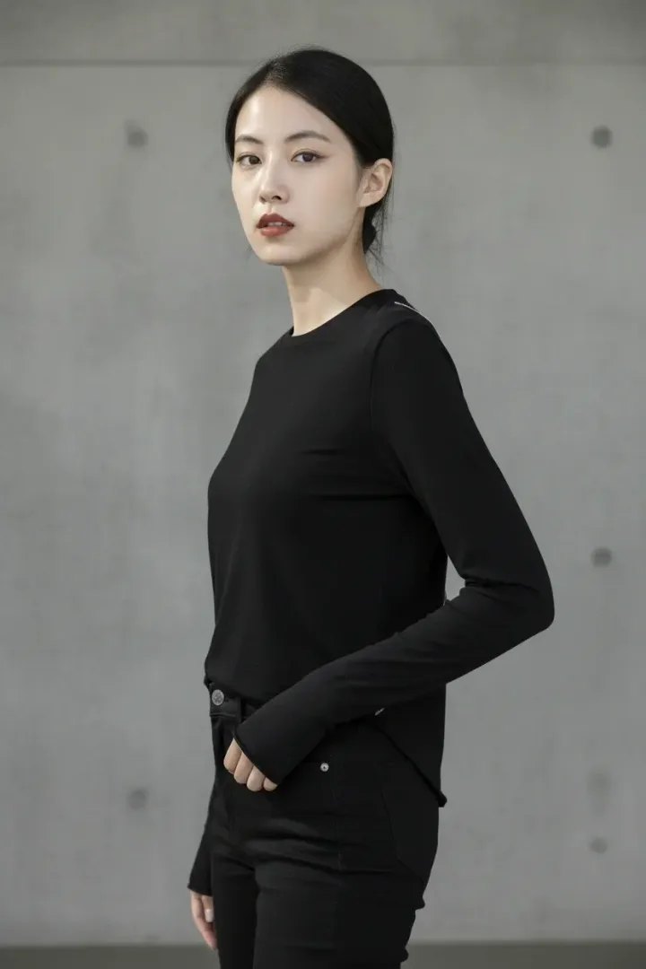 Лонгслив женский «OTMUND»