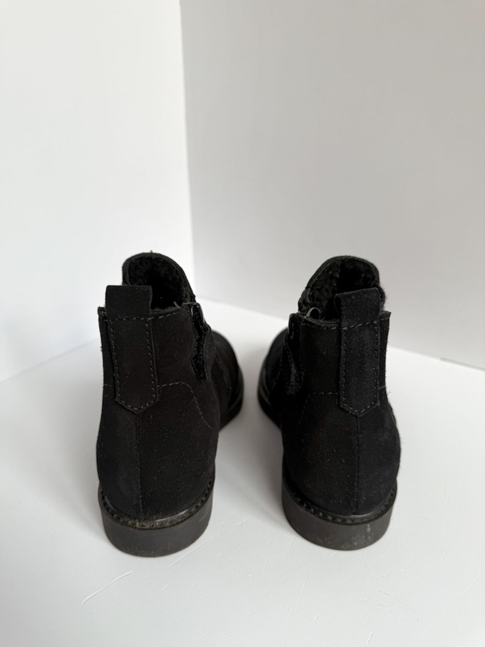 Утепленные замшевые ботинки New English Style, 28