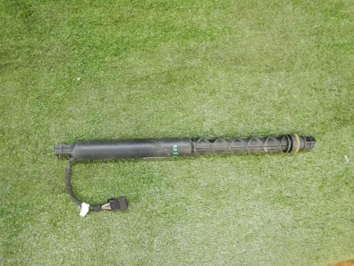 Амортизатор откидного борта BMW X7 G07 (2019-н.в.)