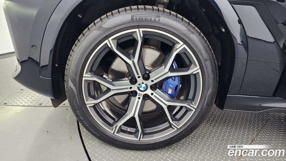 BMW X6 (G06) xDrive40i M Sports (06.2022)