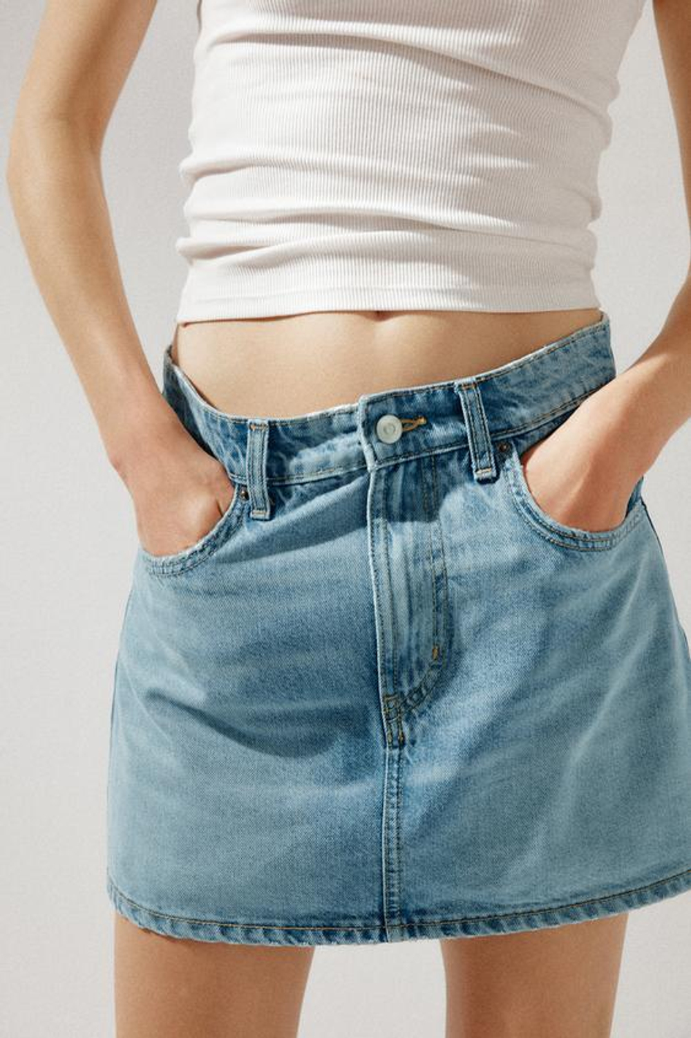 ZARA ДЖИНСОВАЯ ЮБКА-ШОРТЫ TRF, СИНИЙ