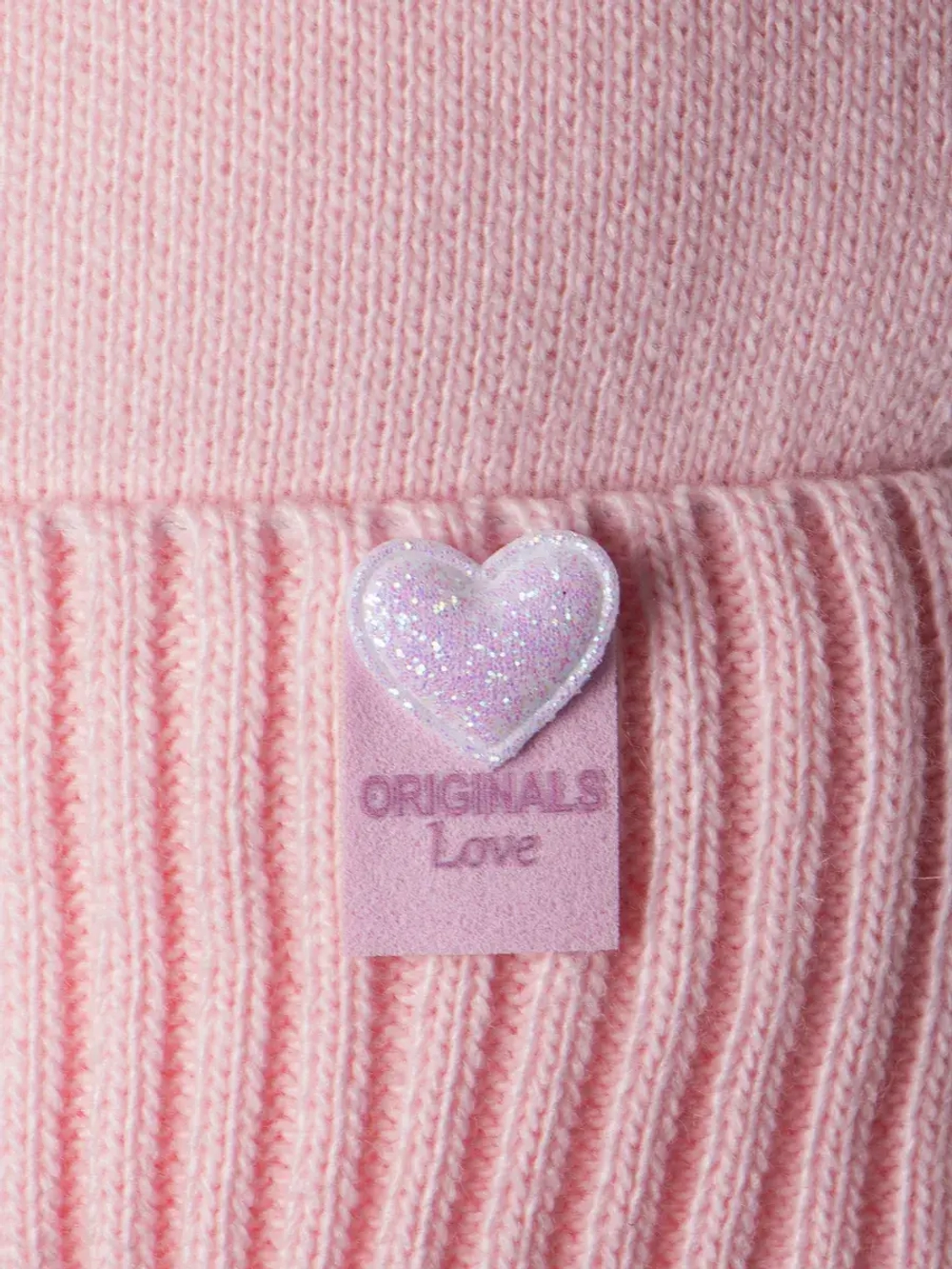 Шапка для девочки на осень