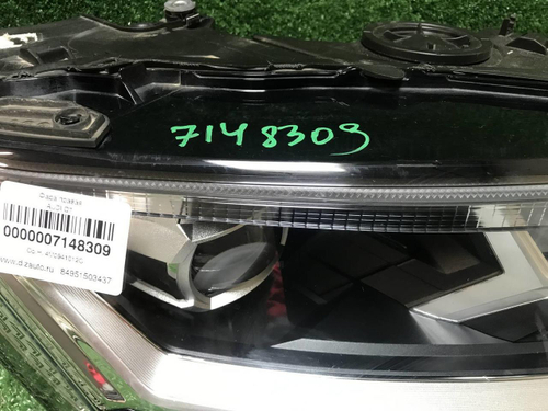 Фара правая Audi Q7 2 (2019-н.в.) LED