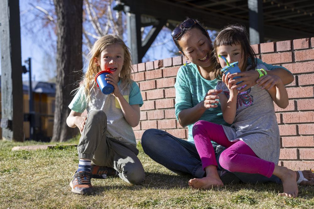 Детский стакан одностенный Klean Kanteen Kid Cup Straw Lid 10oz (296 мл) Mykonos Blue с трубочкой