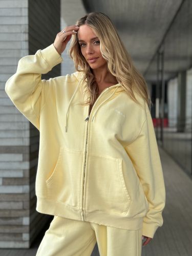 Желтый хлопковый спортивный костюм