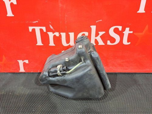 Бачок омывателя лобового стекла