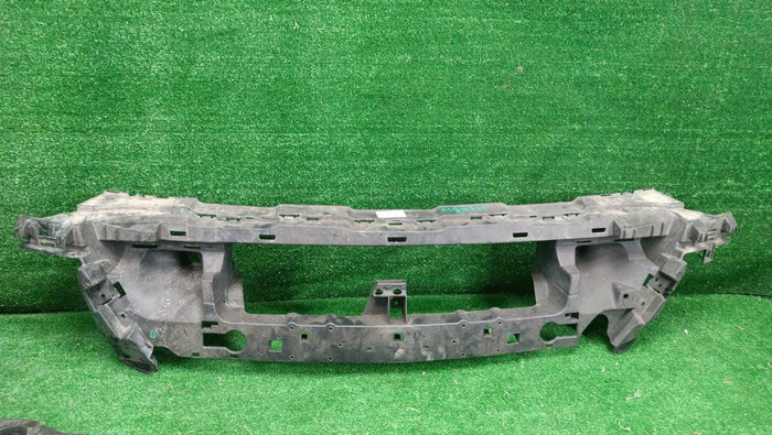 Кронштейн переднего бампера Mercedes GLE C292 (2015-2019)