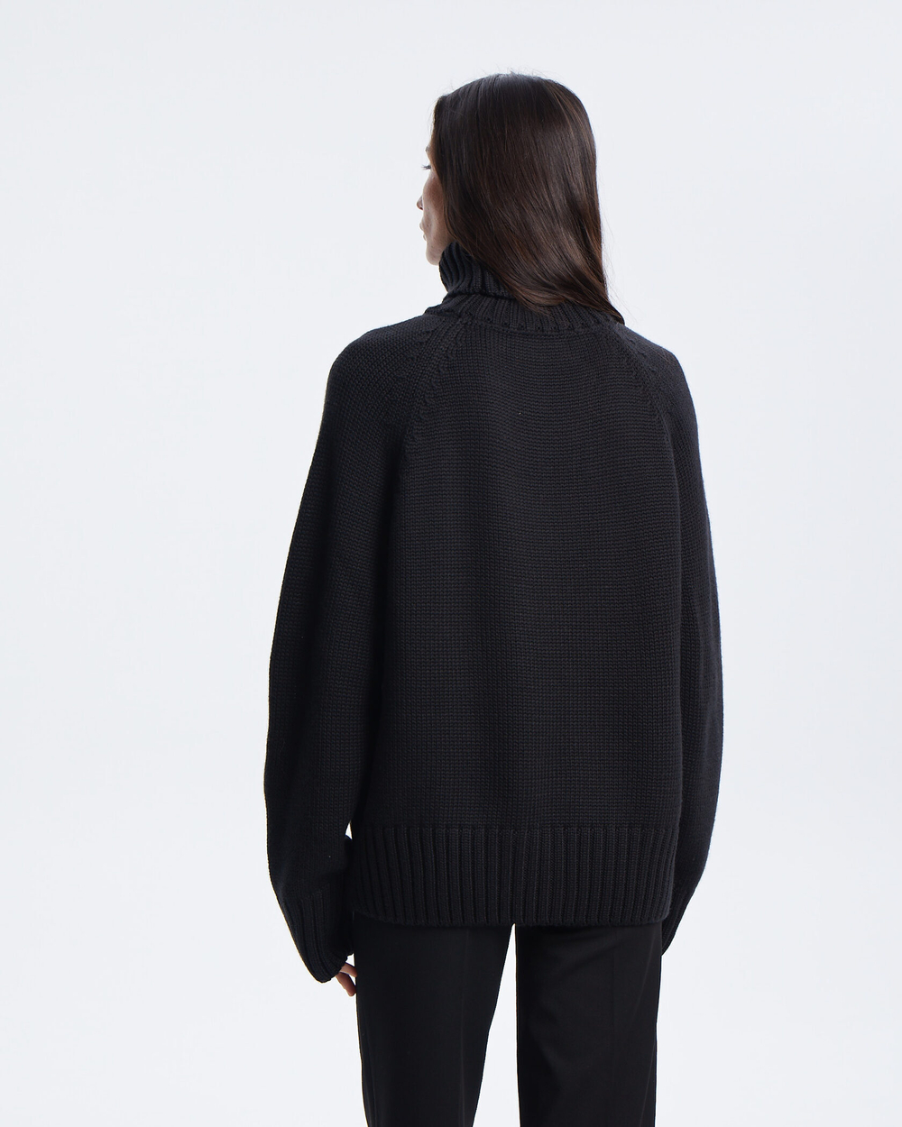 Свитер из шерсти мериноса, Черный