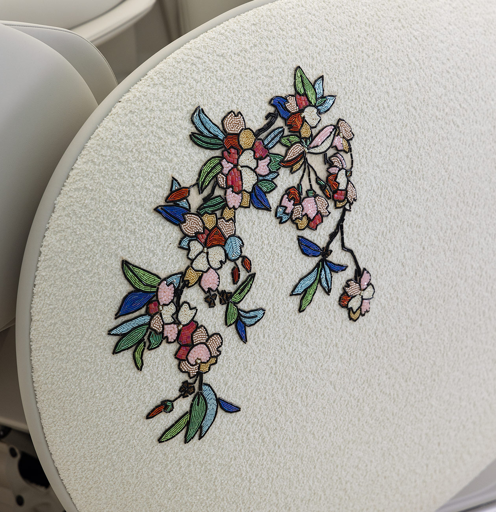 Массажное кресло Bork D810 ART