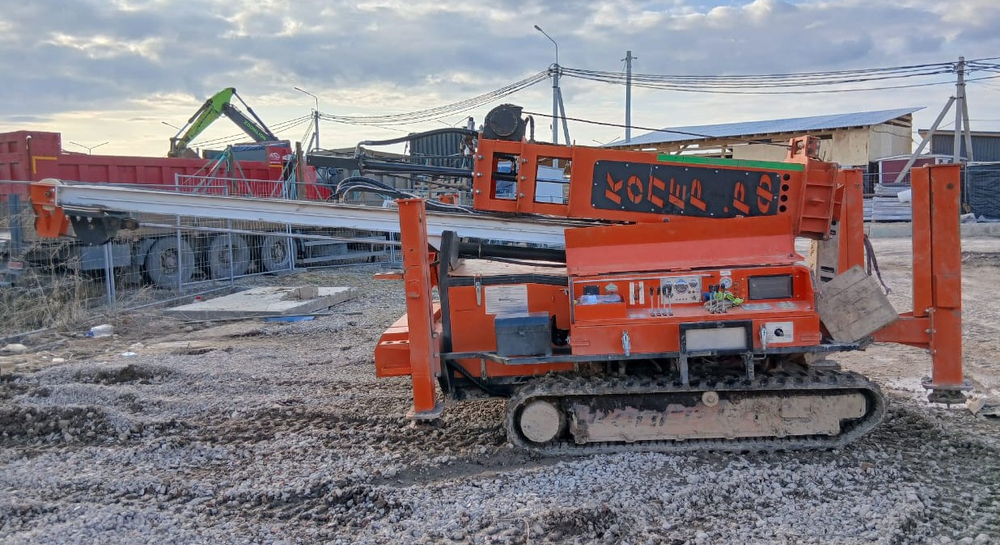 МГСУ ИНФ-23V.2 Сваебойная установка ИНФ-23V.2 (Дизельный, 1,4 л, 27 л.с., АТ)