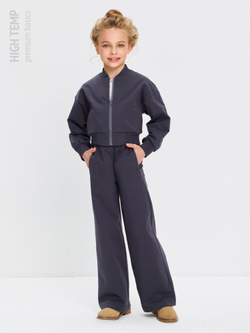 Укороченный бомбер из футера на молнии