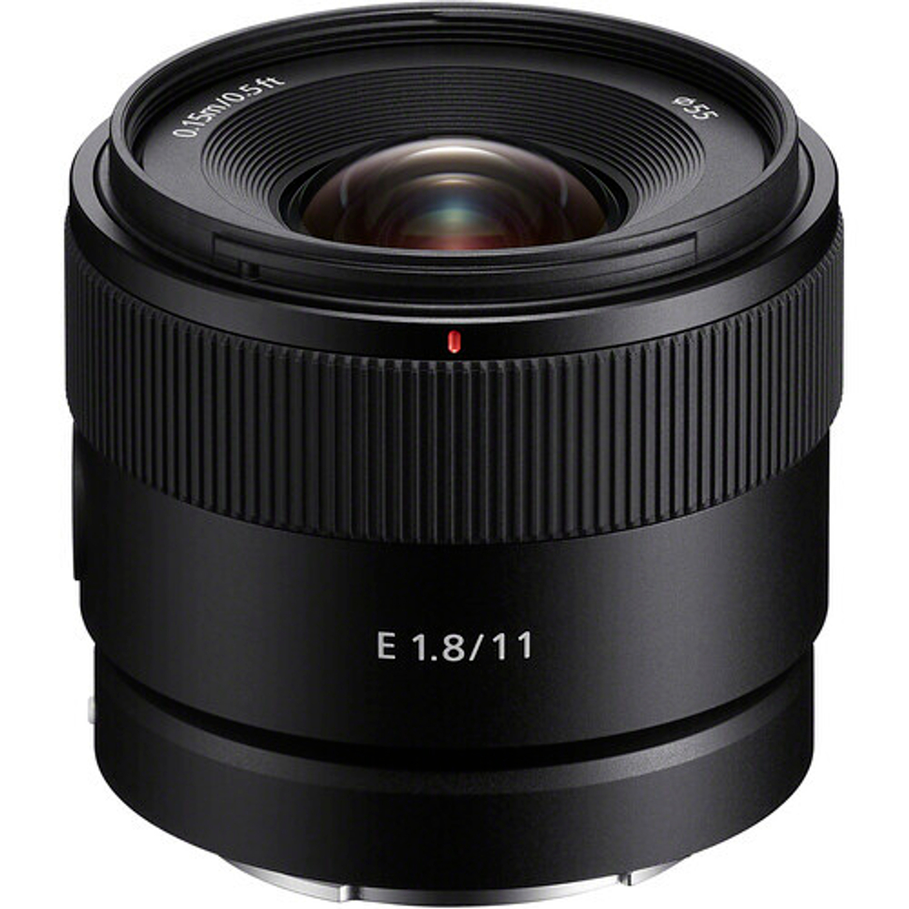 Объектив Sony 11mm f/1.8 Lens (SEL11F18), черный