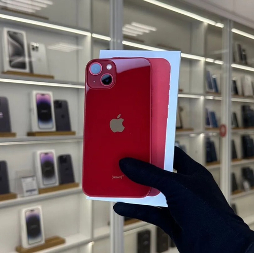 iPhone 13, 256 ГБ б/у