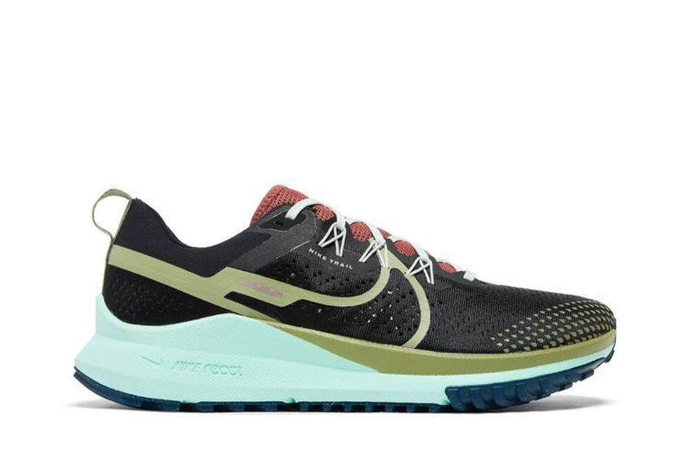 Кроссовки Nike Pegasus Trail 4