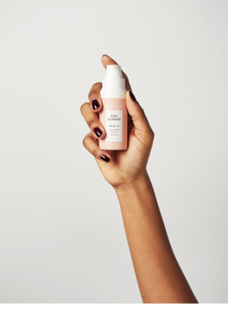 Revolution Skincare X Sali Hughes Must-C - осветляющая сыворотка с витамином С /   30  ml  / GTIN 5057566526685