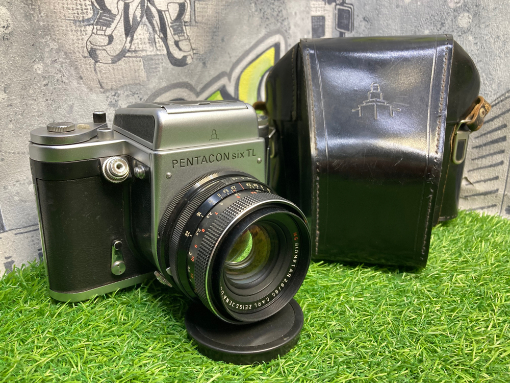 Pentacon Six TL MC Biometar 2.8/80