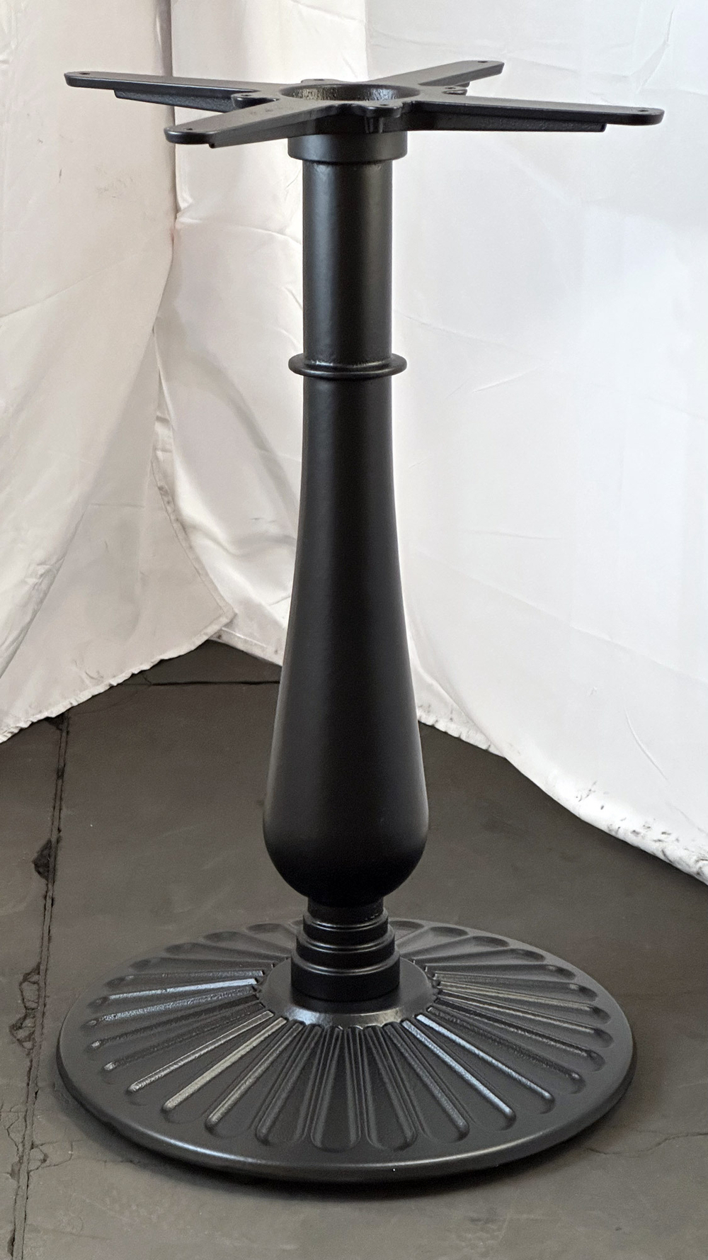 Подстолье чугунное 1024EM