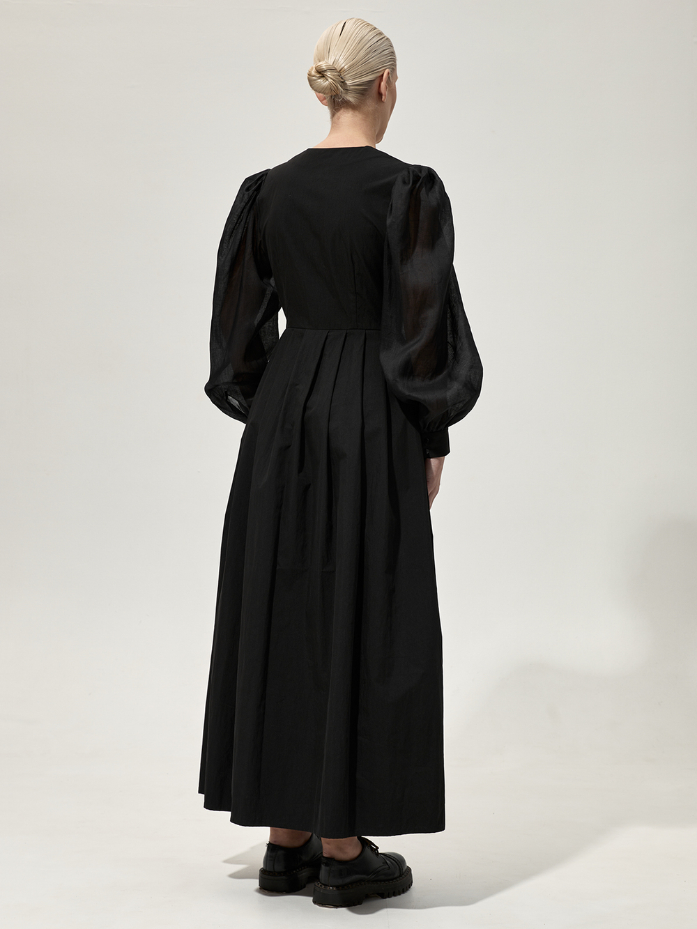 Платье длинное "Заслуженное". Черное