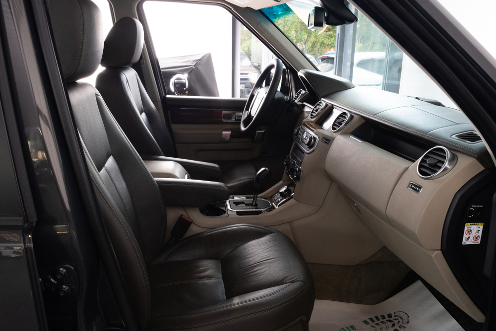 Land Rover Discovery, 2012 год
