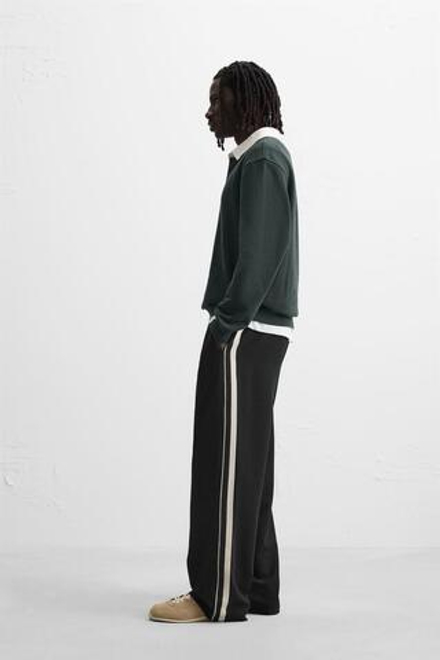 ZARA БРЮКИ ИЗ ВЫСОКОТЕХНОЛОГИЧНОЙ ТКАНИ С ЛАМПАСАМИ, ЧЕРНЫЙ