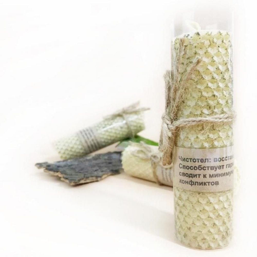 Свеча из вощины с Чистотелом 13 см