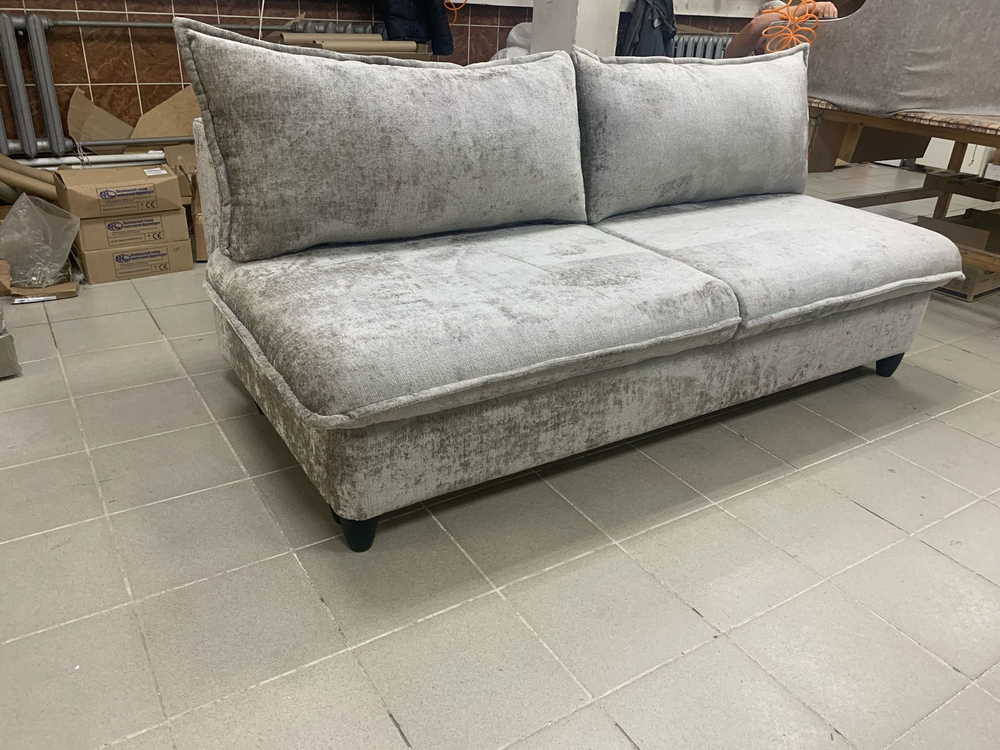 DE LUXE 18