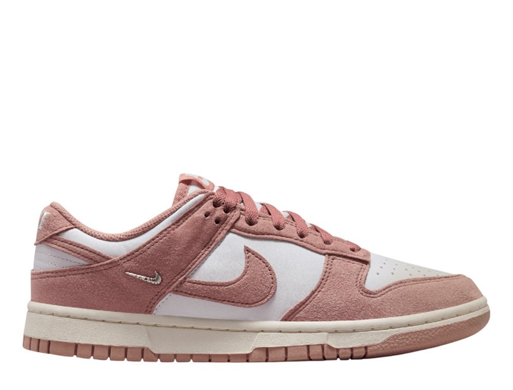 Кроссовки Nike Dunk Low