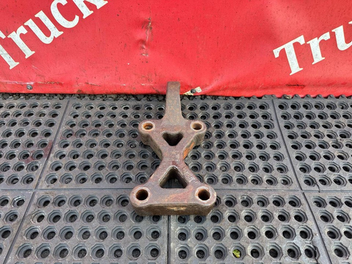 Кронштейн амортизатора заднего правый