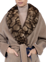 Женское кашемировое пальто с меховым воротником